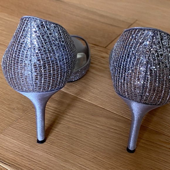 Metallic high heels (size 8.5) - Picture 5 of 6